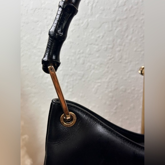 GUCCI Vintage Hand Bag 2 way Bamboo
Black Leather Authentic - Picture 11 of 16